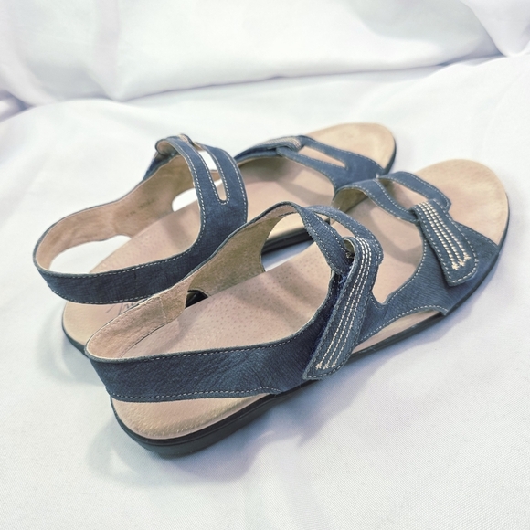 Trotters Katarina Blue Leather Strappy Sandals Adjustable Womens 9.5 NARROW - Picture 5 of 9